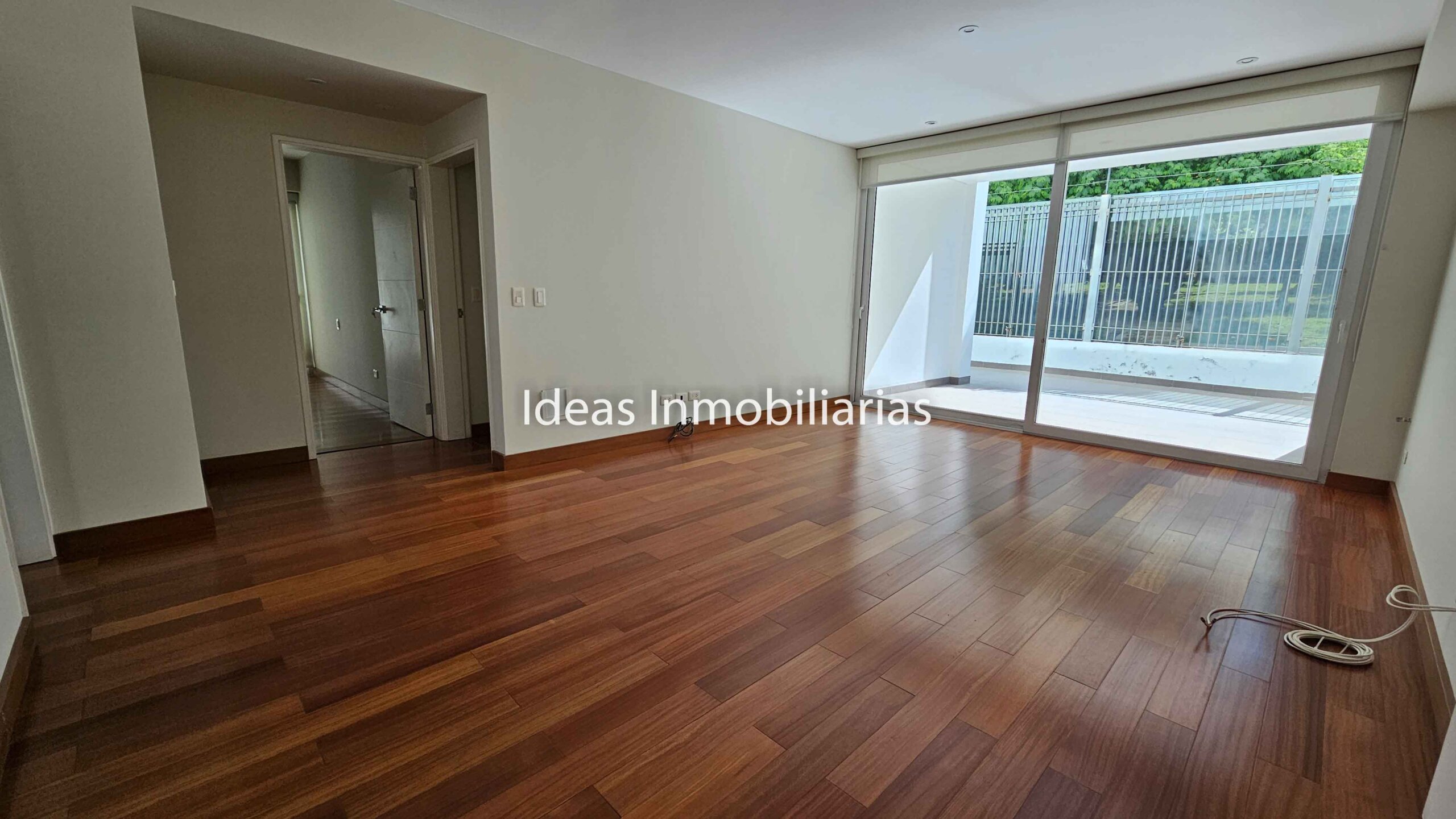 VENTA LUJOSO FLAT EN CAYMA BAJA