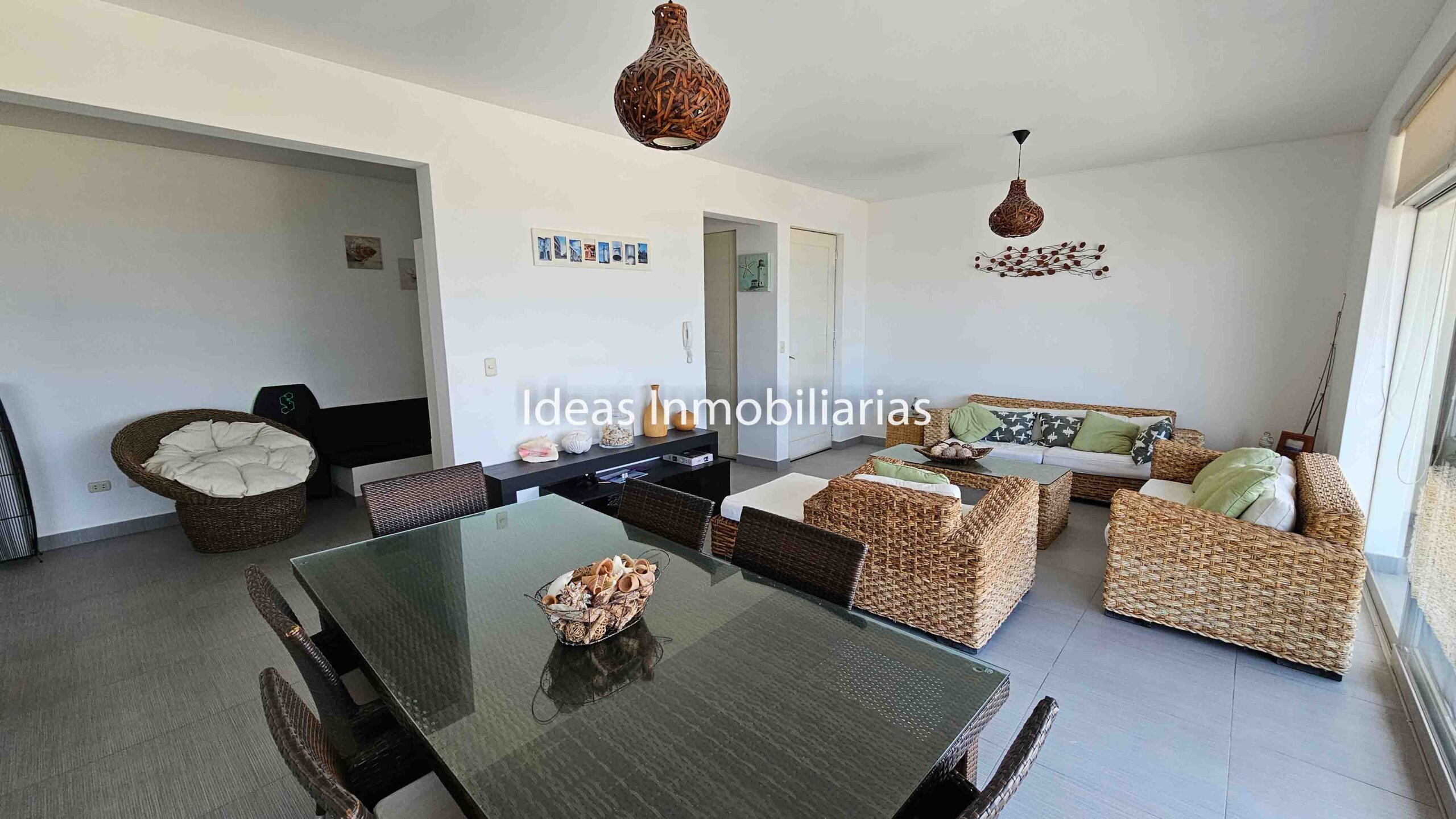 VENTA HERMOSO DUPLEX EN MEJÍA, AREQUIPA.