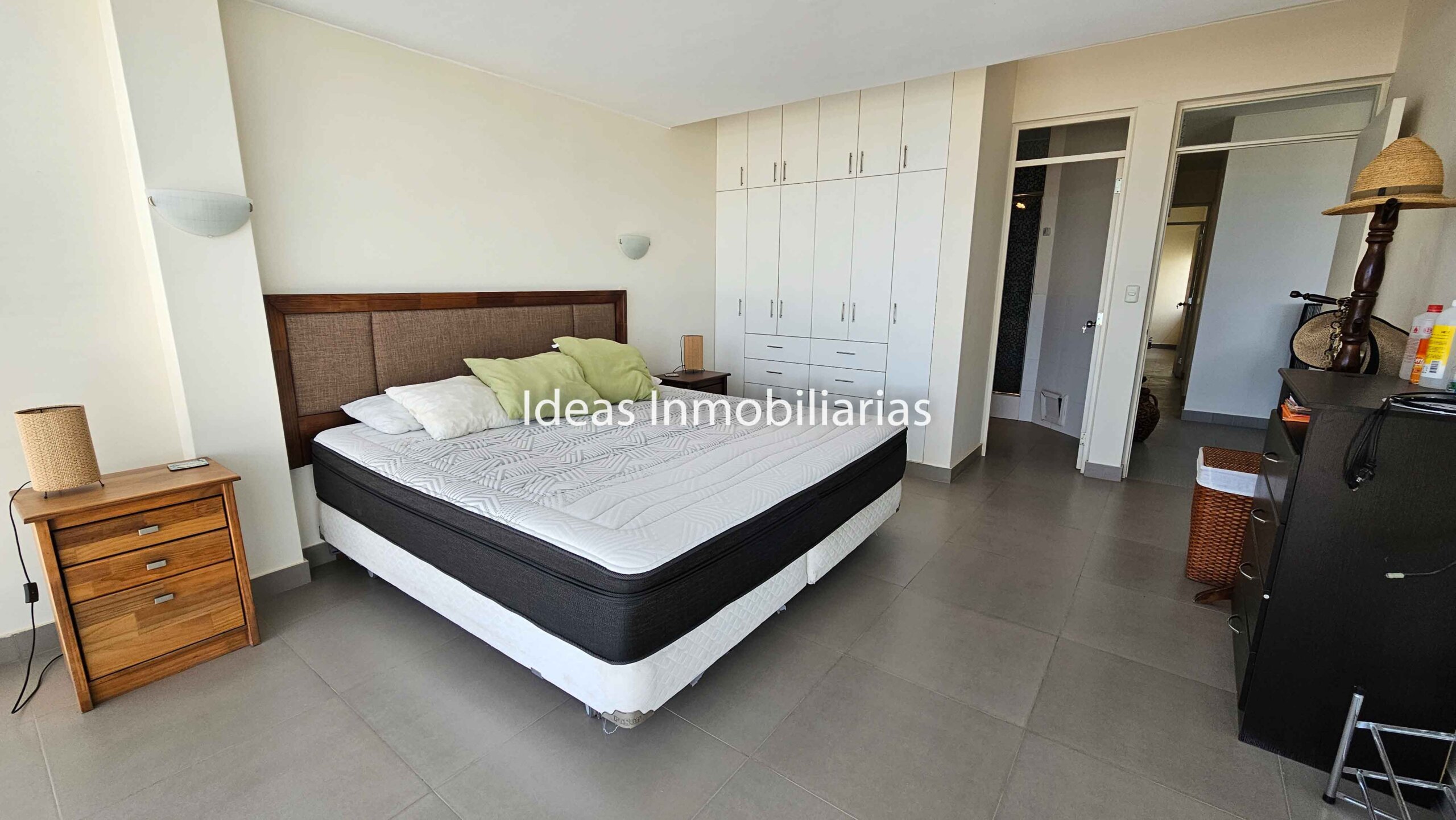 VENTA HERMOSO DUPLEX EN MEJÍA, AREQUIPA.