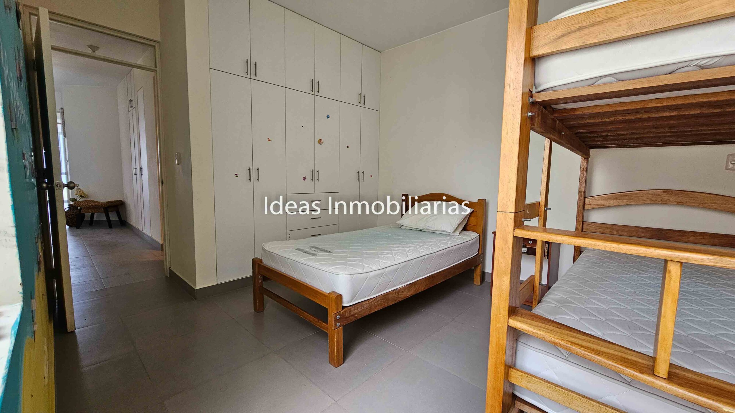 VENTA HERMOSO DUPLEX EN MEJÍA, AREQUIPA.