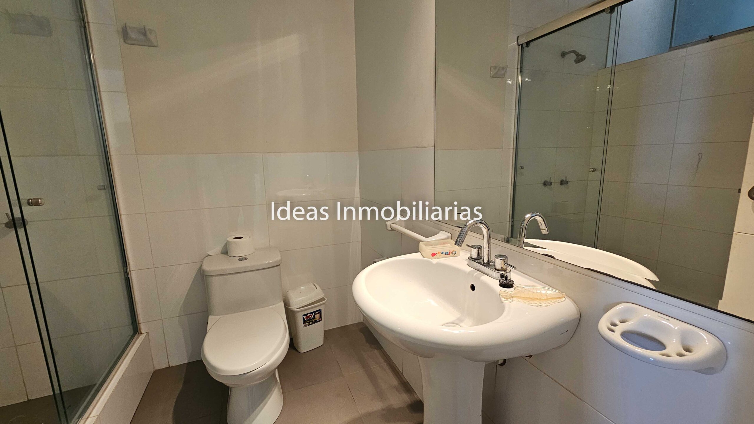 VENTA HERMOSO DUPLEX EN MEJÍA, AREQUIPA.