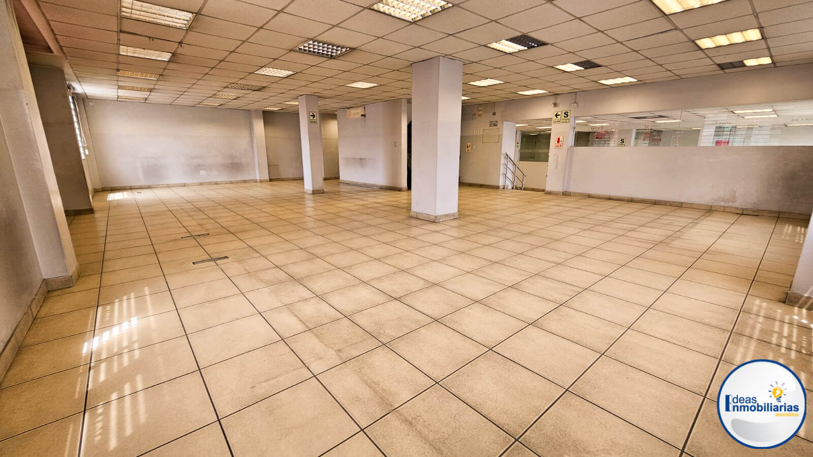 ALQUILER LOCAL COMERCIAL, ESQ. AV. INDEPENDENCIA CON AV. MCAL CASTILLA