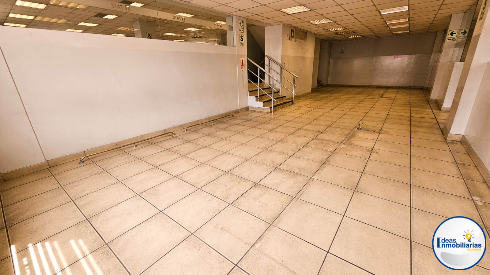 ALQUILER LOCAL COMERCIAL, ESQ. AV. INDEPENDENCIA CON AV. MCAL CASTILLA