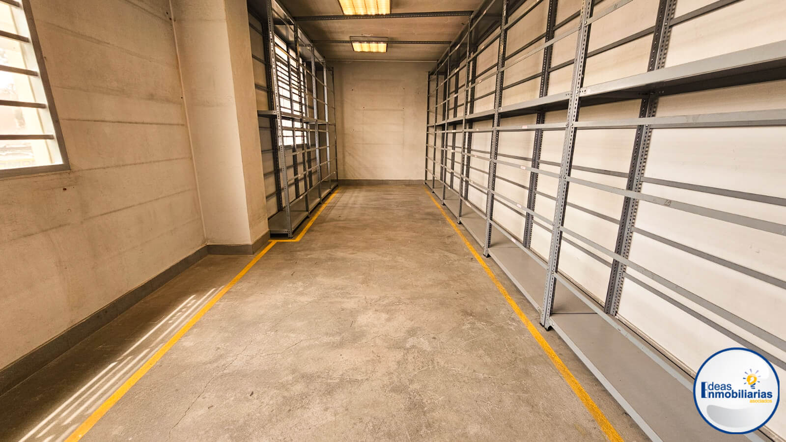 ALQUILER LOCAL COMERCIAL, ESQ. AV. INDEPENDENCIA CON AV. MCAL CASTILLA