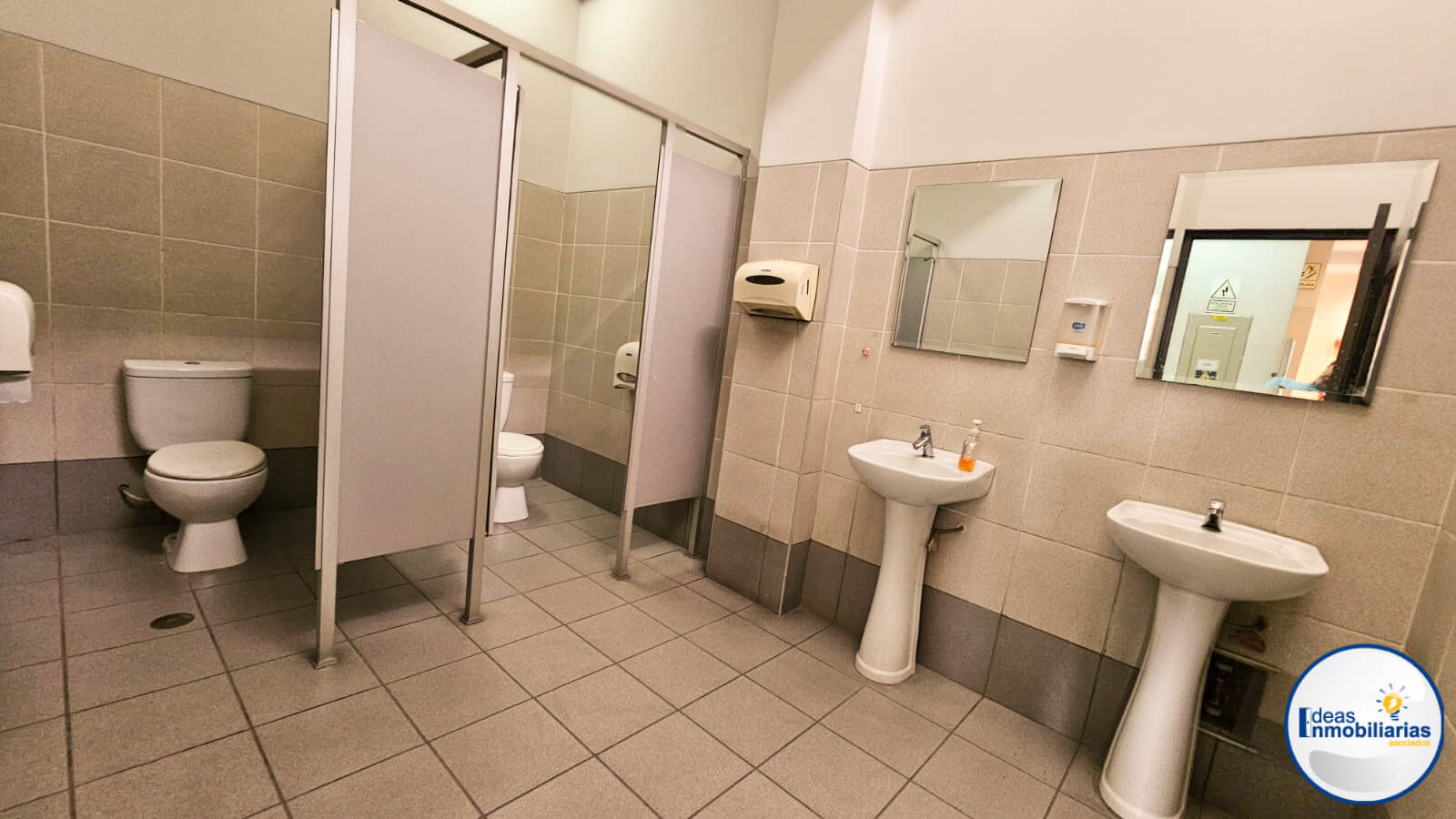 ALQUILER LOCAL COMERCIAL, ESQ. AV. INDEPENDENCIA CON AV. MCAL CASTILLA