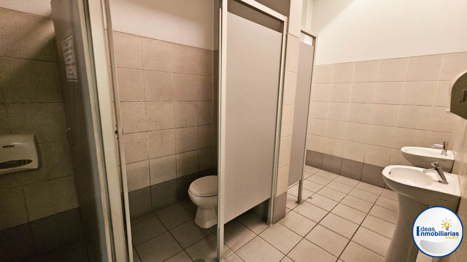 ALQUILER LOCAL COMERCIAL, ESQ. AV. INDEPENDENCIA CON AV. MCAL CASTILLA