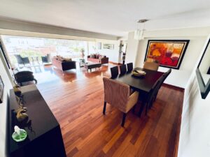 VENTA DUPLEX EN MONTERRICO SURCO LIMA